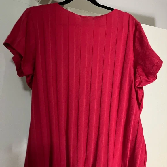 Dark pink Women's Top - Picture 3 of 3